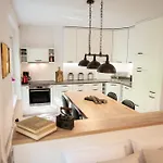 Nanis Place In *