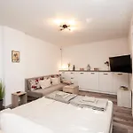 Nanis Place In * Sarajevo