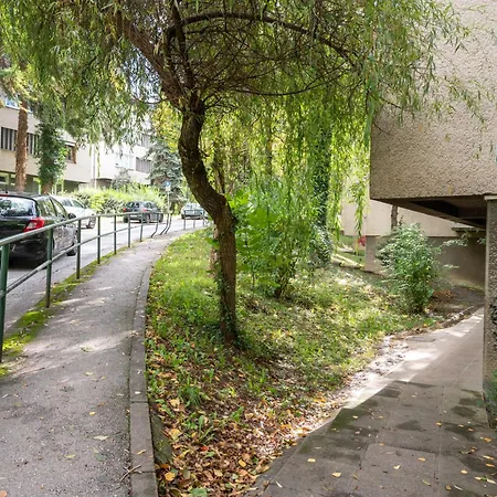 Nanis Place In Apartamento Saraievo